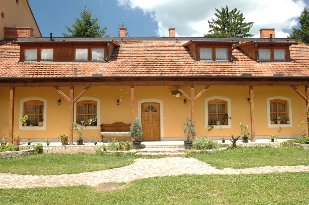 Eletfa Vendeghaz Hotel Eger Zewnętrze zdjęcie